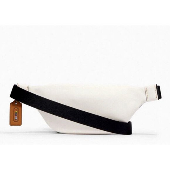 New Coach CJ682 Sprint Belt Bag 24 In Rainbow Signature Canvas Chalk Multi - Picture 4 of 5